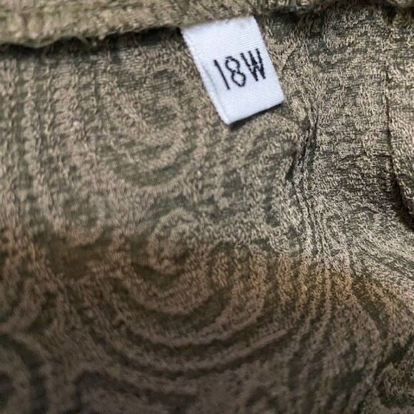 Lady Dorby Green Brocade skirt set, size 18W - Picture 7 of 7